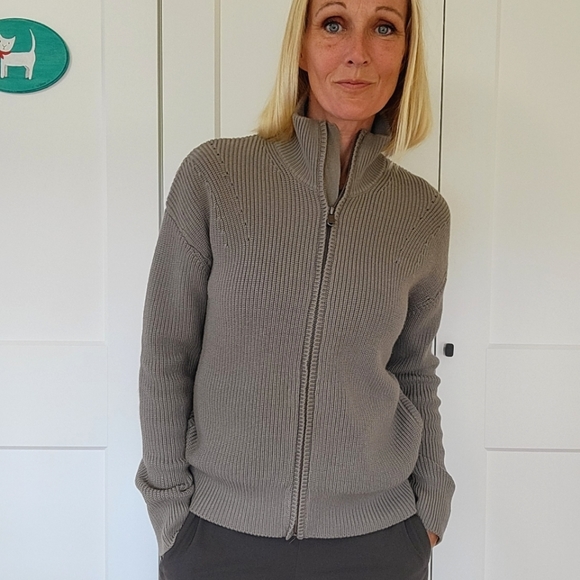 Athleta Jackets & Blazers - Athleta Escapade Mock Neck Sweater Jacket Bluff Grey Size S #982829